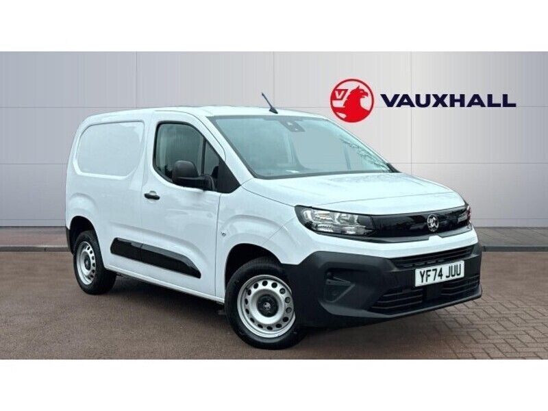New 2024 Vauxhall Combo MPV | £17,490 (Good price) - Image 1/4