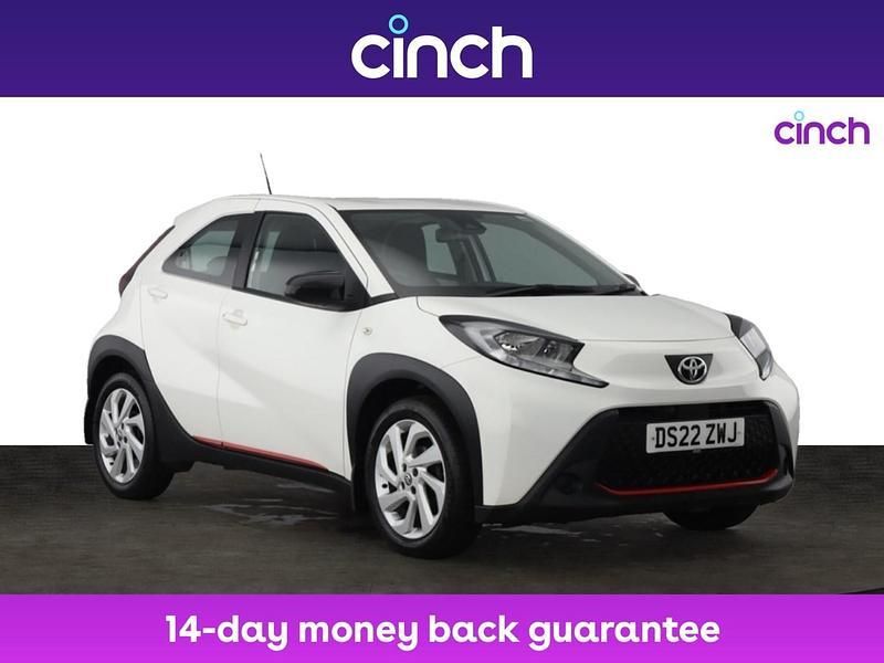 White Used 2022 Toyota Aygo PURE Hatchback | £10,199 (Fair price) - Image 1/3