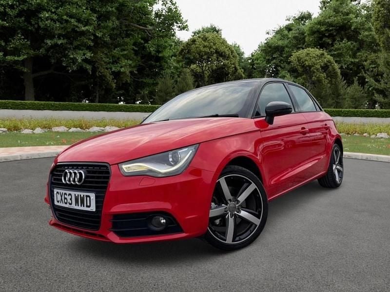 Used Audi A1 Comfort 2013 Red Hatchback