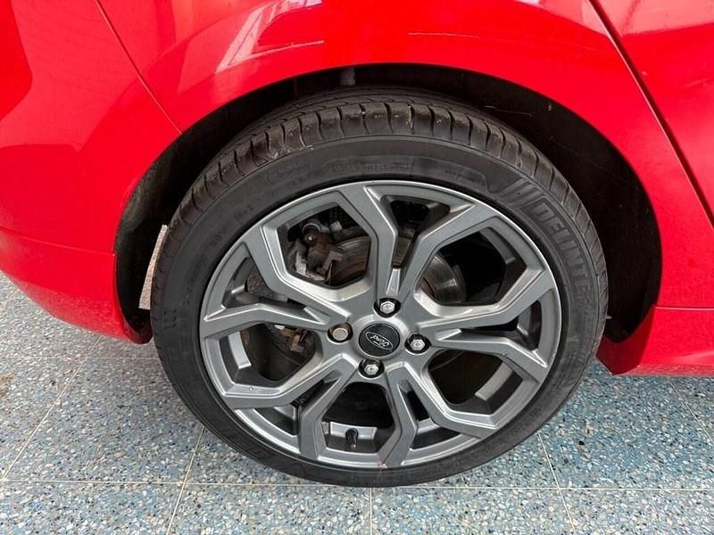 Used Ford Fiesta ST-Line 100 HP (73 kW) 2018 Red Hatchback