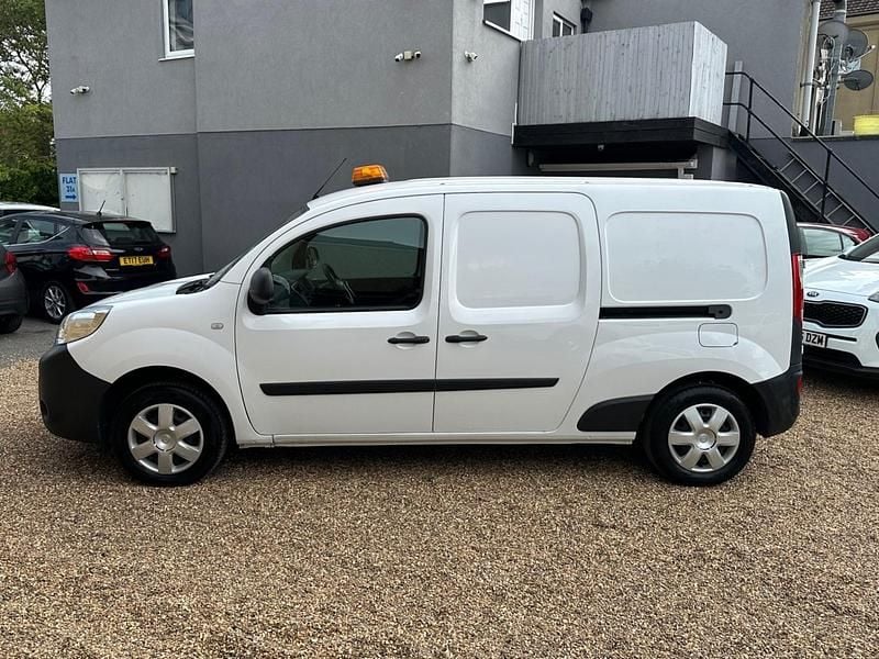 Used Nissan NV250 Acenta 115 HP (84 kW) 2020 White Van