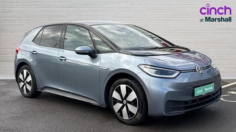 Blue Used 2022 VW ID.3 Pro Performance Hatchback | £15,801 (Fair price) - Image 1/4