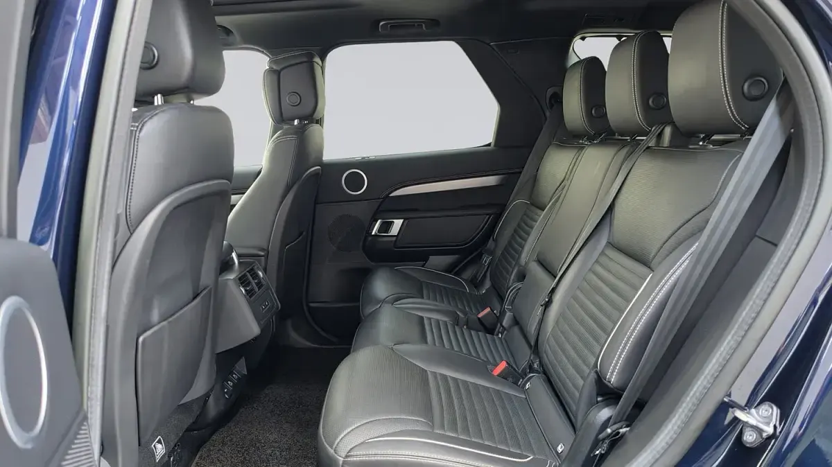 Used Land Rover Discovery HSE Dynamic 2022 Portofino blue SUV