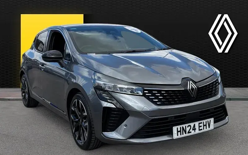 Used Renault Clio Techno 90 HP (66 kW) 2024 Hatchback