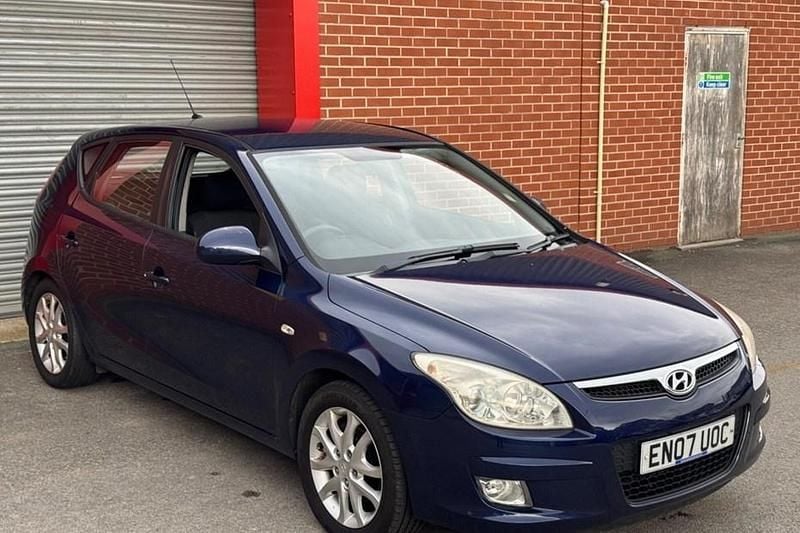Blue Used 2007 Hyundai i30 Comfort Hatchback | £1,995 (Fair price) - Image 1/1