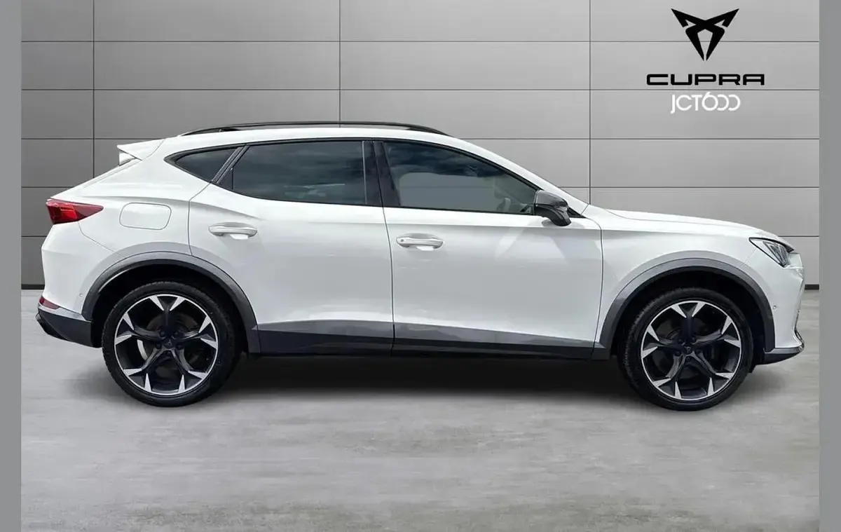 Begagnad Cupra Formentor VZ2 306 HK (225 kW) 2021 Vit SUV