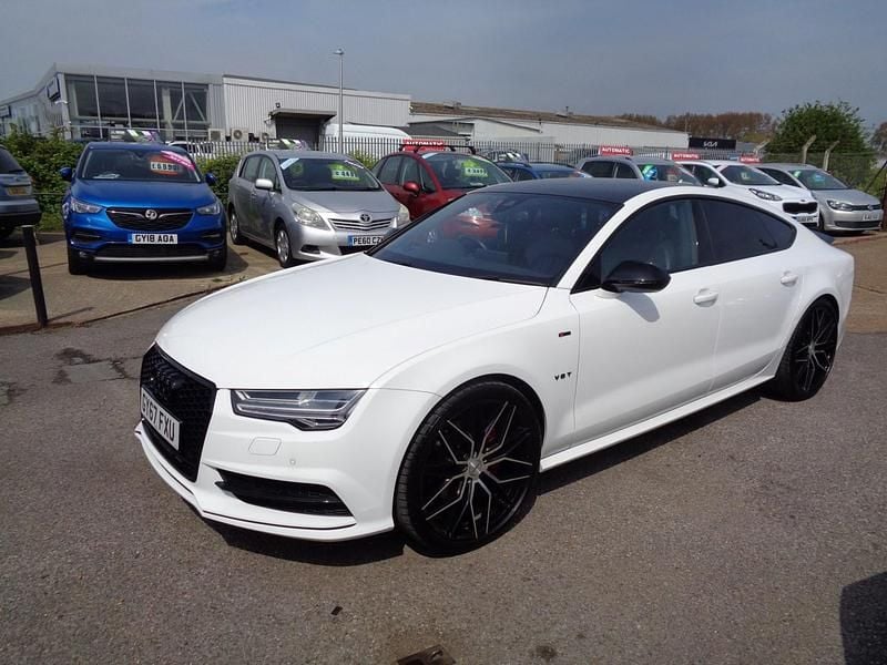 Used Audi A7 Sportback Black Edition 218 HP (160 kW) 2017 White Hatchback