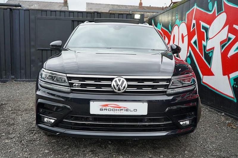 Używany VW Tiguan R-line 180 KM (132 kW) 2017 Czarny SUV