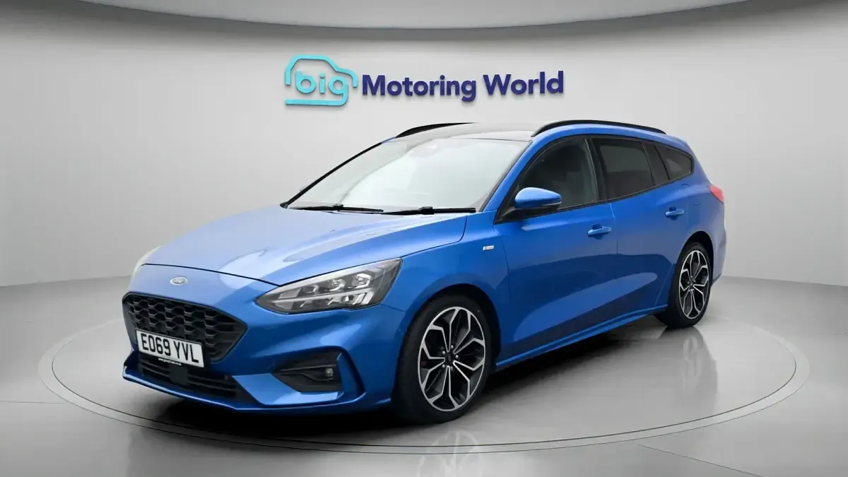 Used Ford Focus ST-Line X 150 HP (110 kW) 2019 Blue Estate