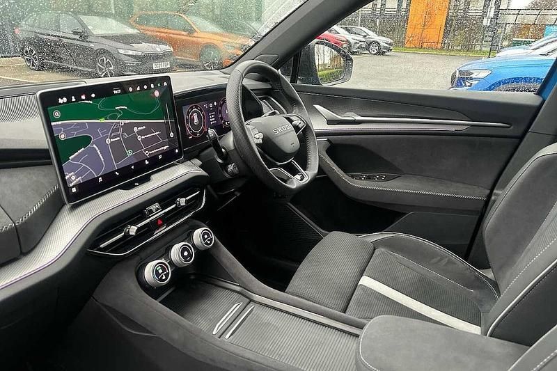 Used Skoda Kodiaq SportLine 147 HP (108 kW) 2025 Race blue metallic SUV