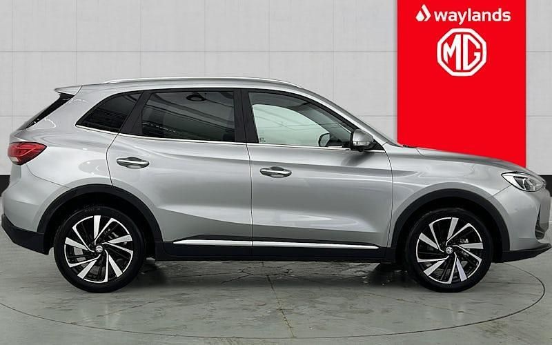 Used MG ZS Trophy 196 HP (144 kW) 2025 Silver SUV