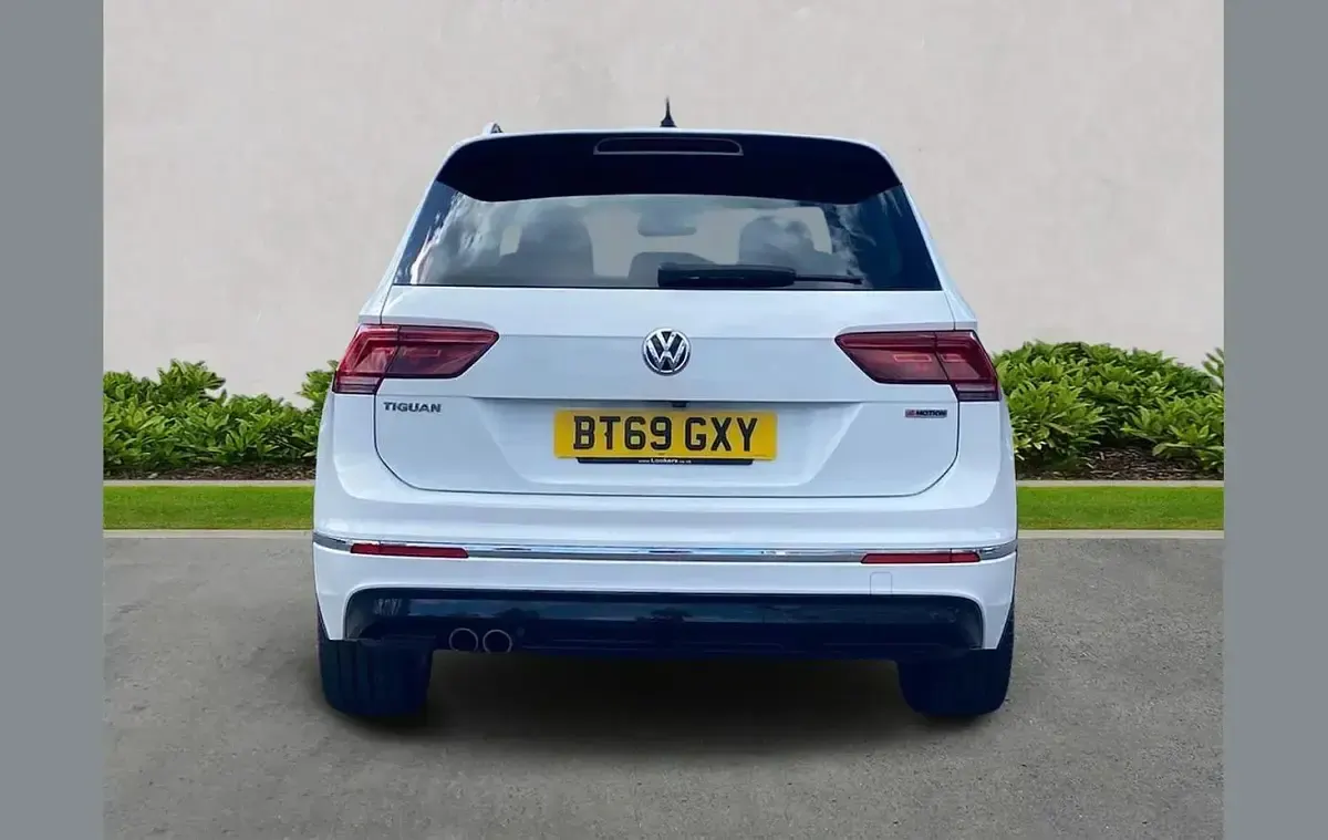 Used VW Tiguan R-line 150 HP (110 kW) 2019 White SUV