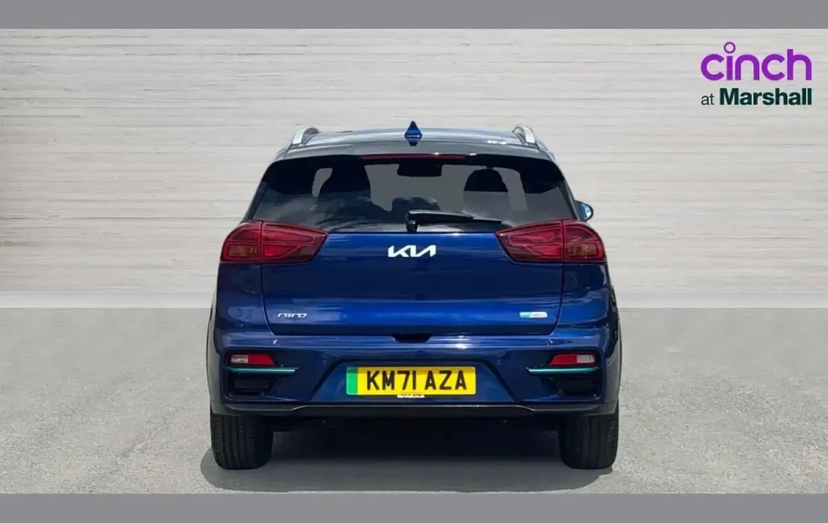 Used Kia e-Niro 150 kW (204 HP) 2021 Blue SUV