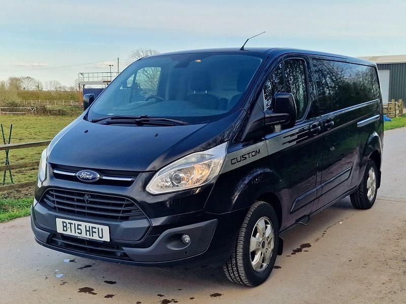 Used Ford Transit Custom 123 HP (90 kW) 2015 Black