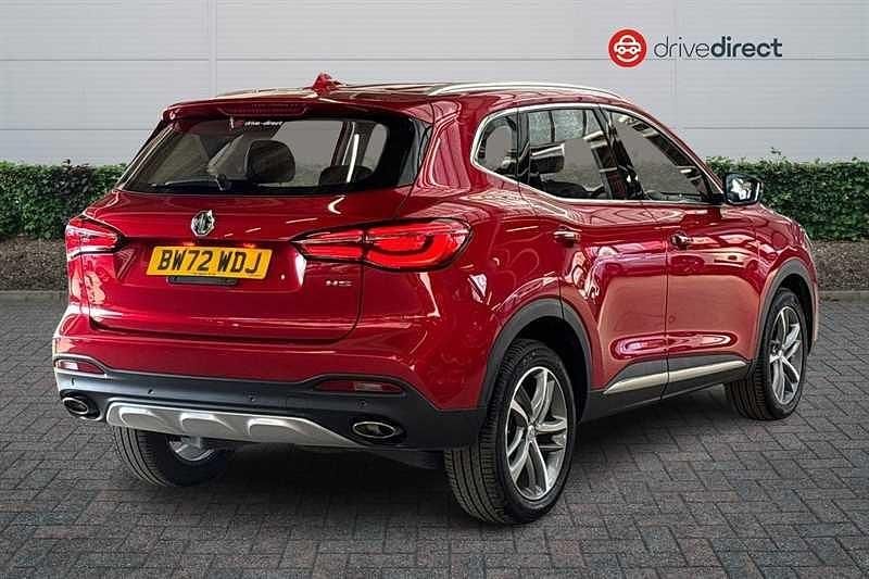 Used MG HS Excite 162 HP (119 kW) 2023 Red SUV