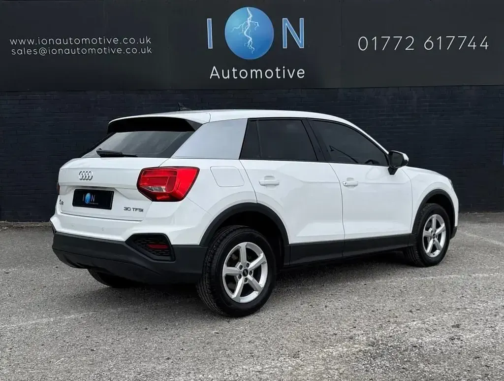 Usado Audi Q2 Design 2022 Blanco SUV