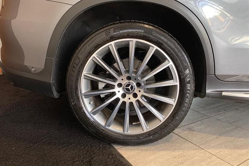 Used Mercedes GLC300 AMG Line Premium 245 HP (180 kW) 2022 Selenite grey Estate