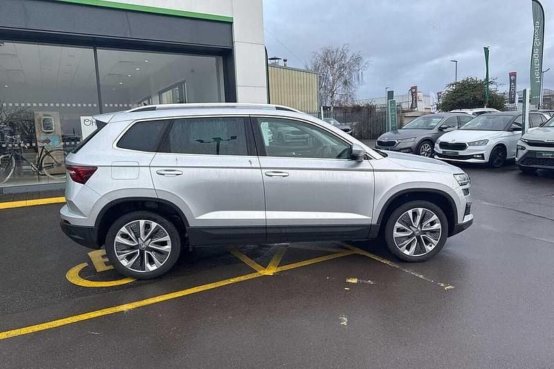 New Skoda Karoq SE L 110 HP (80 kW) 2025 Brilliant silver metallic SUV