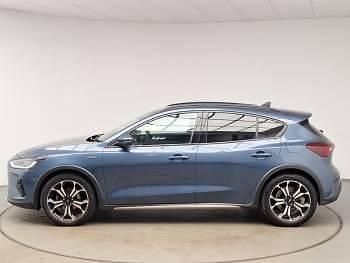 Used Ford Focus Active 155 HP (114 kW) 2022 Blue Hatchback