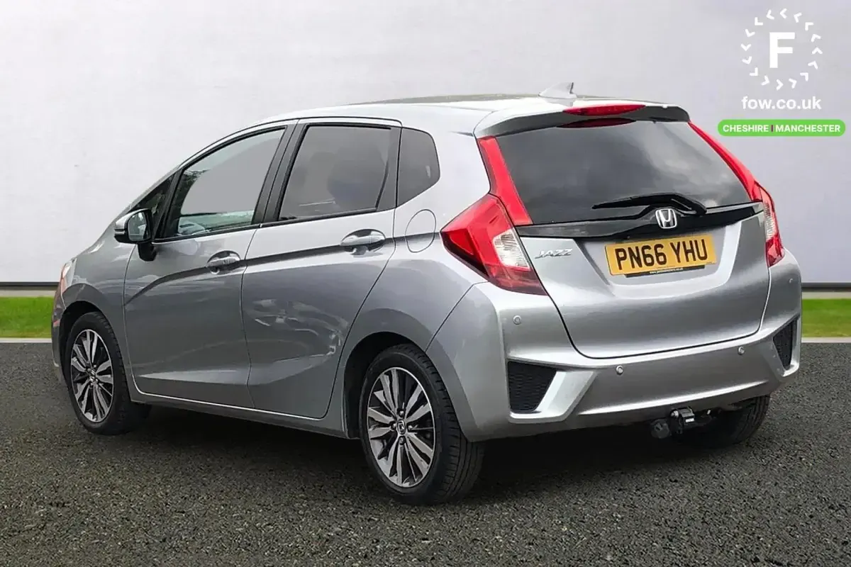 Used Honda Jazz EX 102 HP (75 kW) 2016 Silver Hatchback