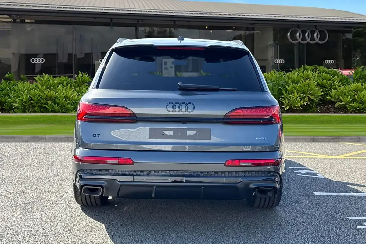 New Audi Q7 Black Edition 2026 Grey SUV