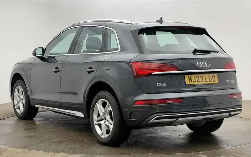 Used Audi Q5 Sport 299 HP (219 kW) 2023 Grey SUV