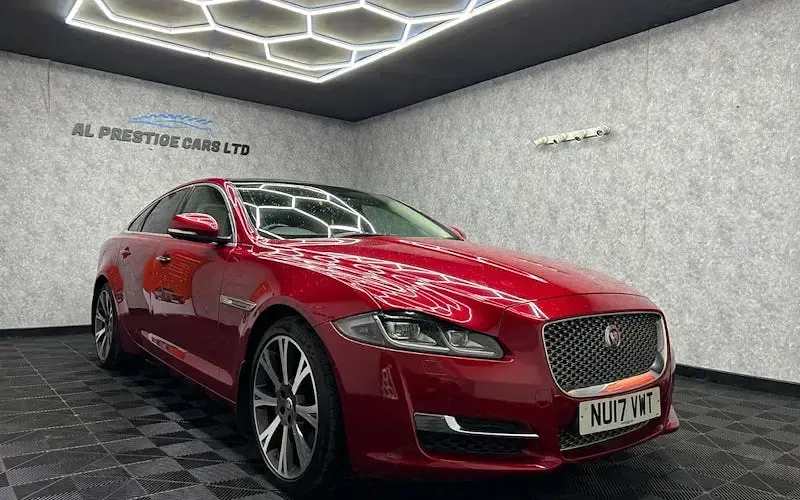 Used Jaguar XJ Portfolio 300 HP (220 kW) 2019 Sedan