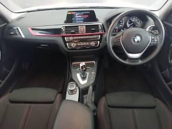 Used BMW 118 Sport Line 150 HP (110 kW) 2019 White Hatchback