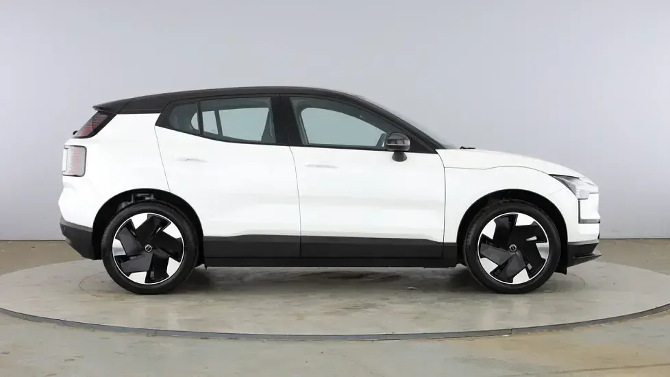 New Volvo EX30 Performance 314 kW (428 HP) 2025 White SUV
