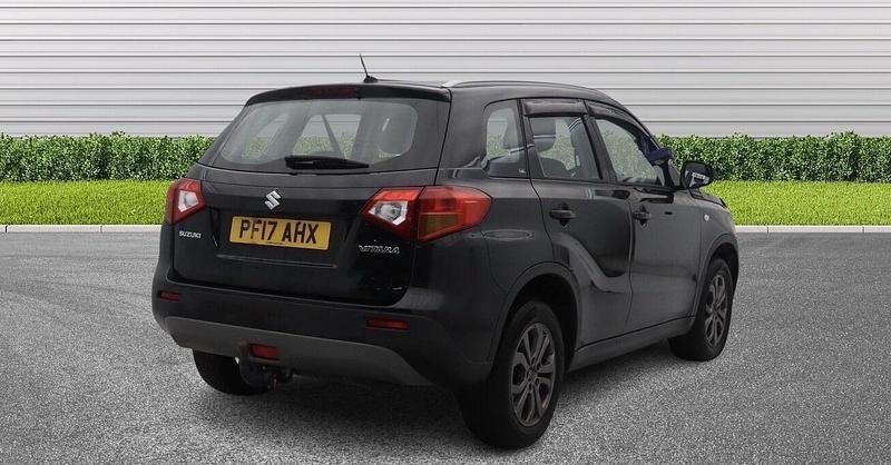 Used Suzuki Vitara SZ4 120 HP (88 kW) 2017 Black Hatchback