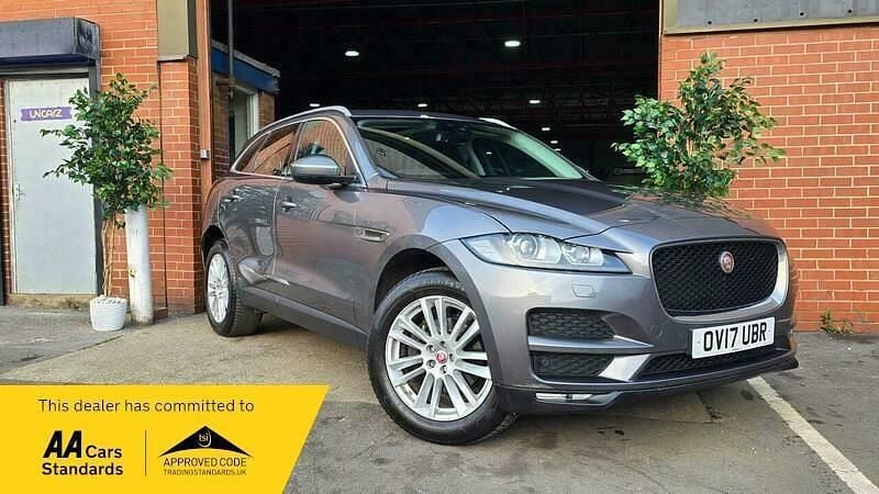 Used Jaguar F-Pace Portfolio 180 HP (132 kW) 2017 Grey SUV