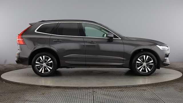 Used Volvo XC60 Core 247 HP (181 kW) 2023 SUV