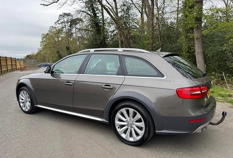 Begagnad Audi A4 Allroad Advanced Plus 2015 Grå Kombi