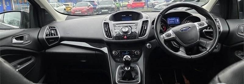 Usado Ford Kuga Titanium X 163 HP (119 kW) 2013 Preto SUV