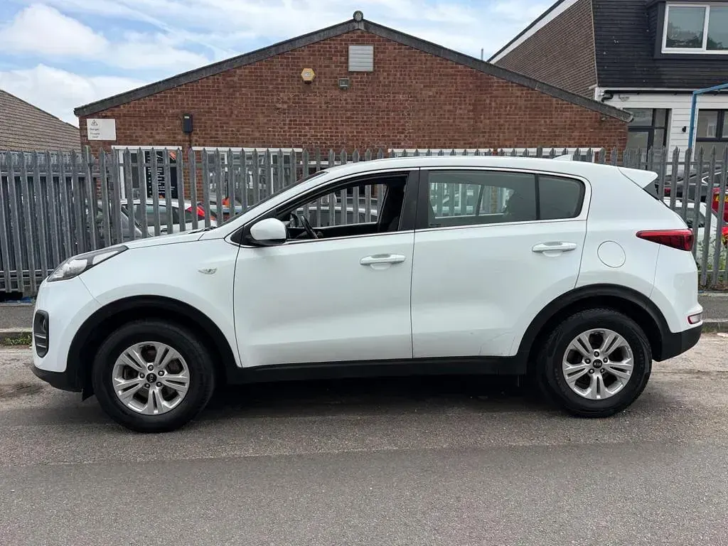 Used Kia Sportage 2018 White SUV