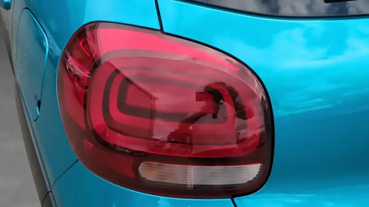 Used Citroën C3 PureTech 82 HP (60 kW) 2021 Blue Hatchback