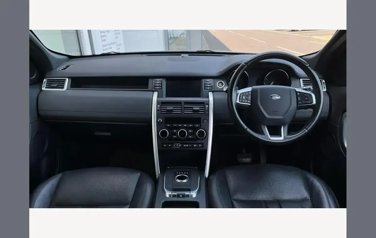 Used Land Rover Discovery Sport HSE 178 HP (130 kW) 2019 Silver SUV