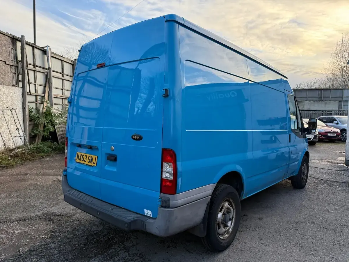 Used Ford Transit 125 HP (91 kW) 2013 Blue Van
