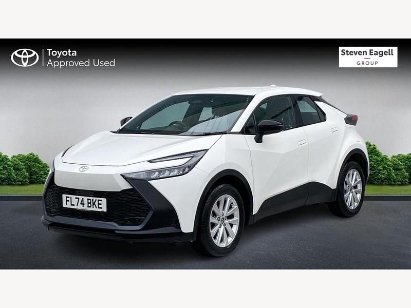 Used Toyota C-HR 2024 White SUV