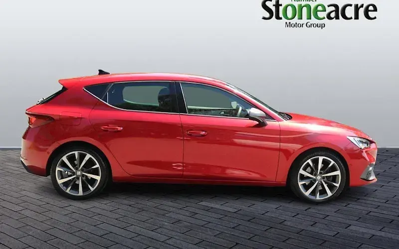 Used Seat Leon FR First Edition 150 HP (110 kW) 2020 Hatchback