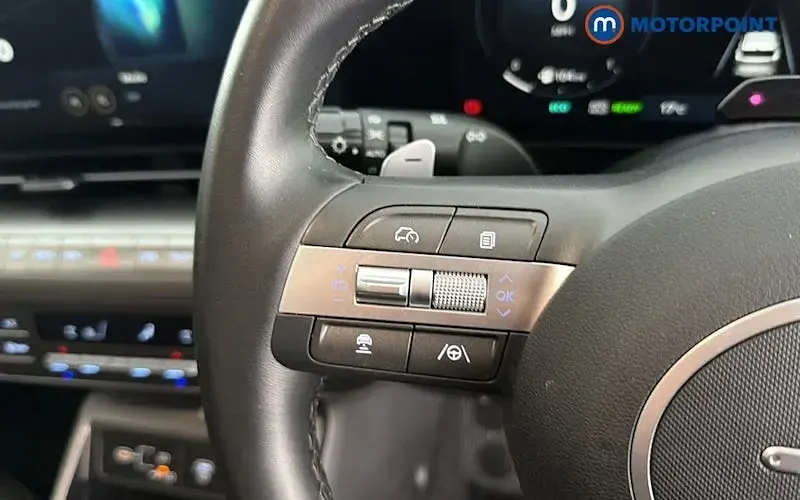 Used Hyundai Kona Advanced 129 HP (94 kW) 2025 Grey SUV