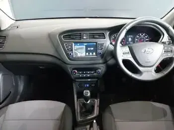 Używany Hyundai i20 Premium 84 KM (61 kW) 2019 Szary Hatchback