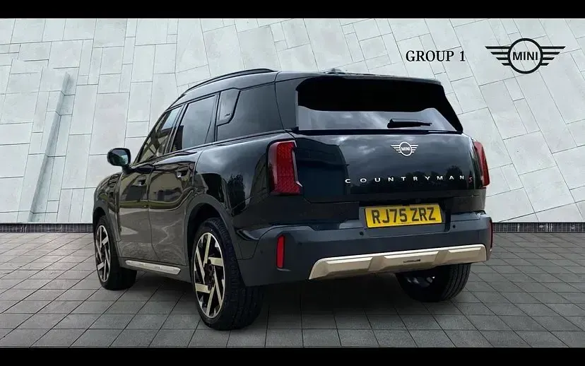 New Mini Countryman Exclusive 218 HP (160 kW) 2025 Black SUV