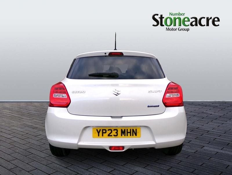 Used Suzuki Swift SZ-L 83 HP (61 kW) 2023 White Hatchback