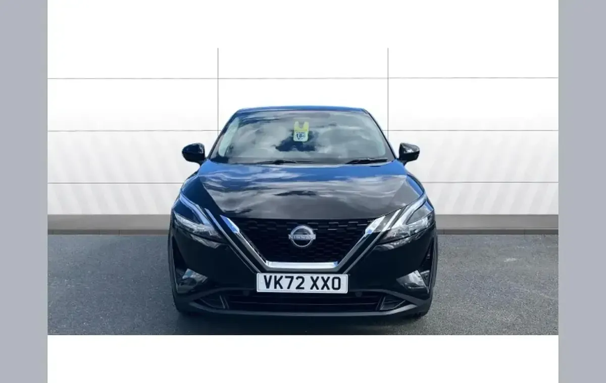 Used Nissan Qashqai N-Connecta 155 HP (114 kW) 2022 Black SUV