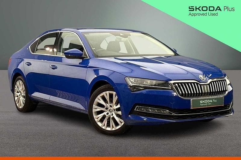 Used Skoda Superb SE L 147 HP (108 kW) 2023 Energy blue Hatchback