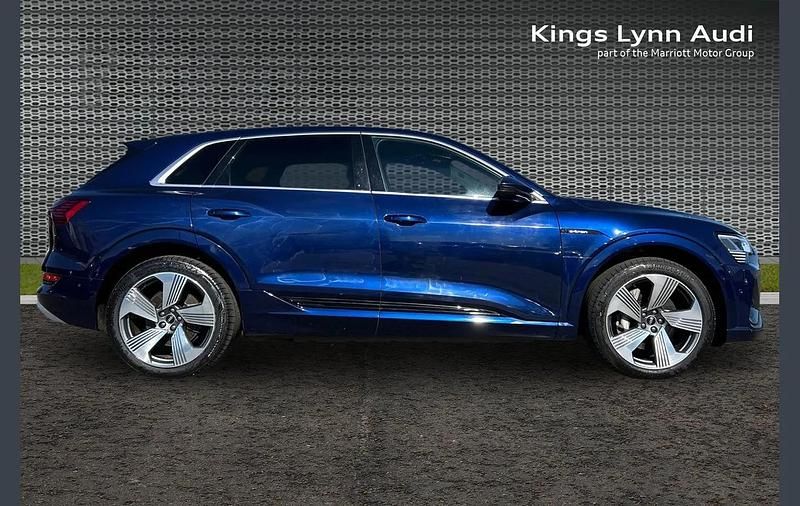 Used Audi e-tron S-Line 300 kW (408 HP) 2021 Blue SUV