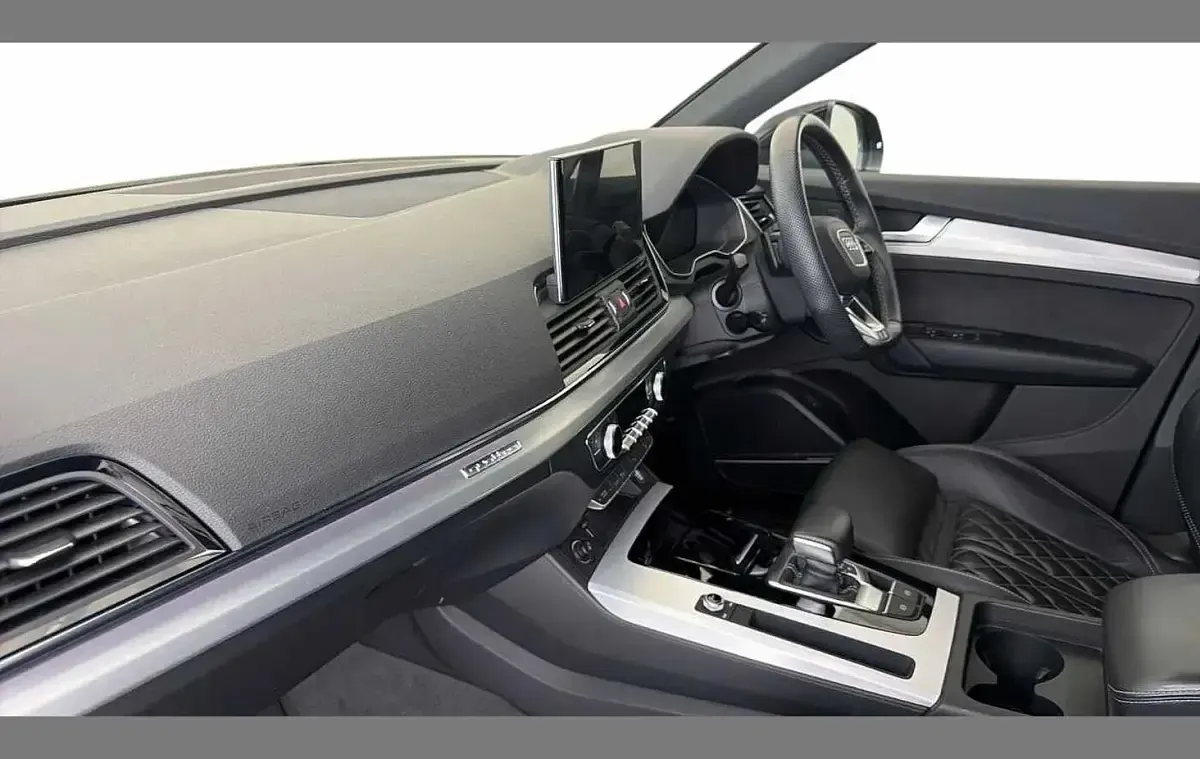 Used Audi Q5 Sportback S-Line 261 HP (191 kW) 2022 Black SUV