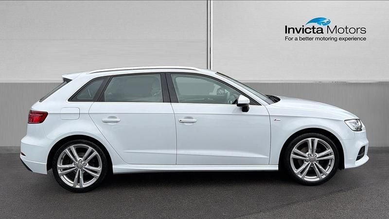 Used Audi A3 S-Line 150 HP (110 kW) 2018 Glacier white Sedan