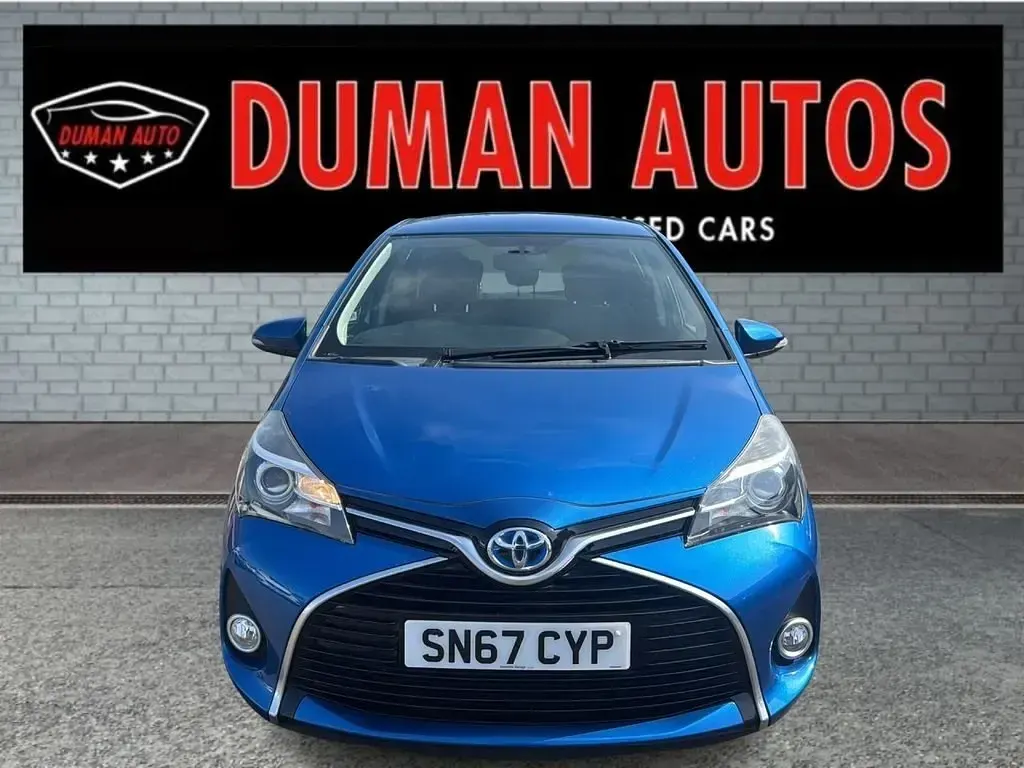 Usado Toyota Yaris Hybrid Active 2018 Azul Citadino
